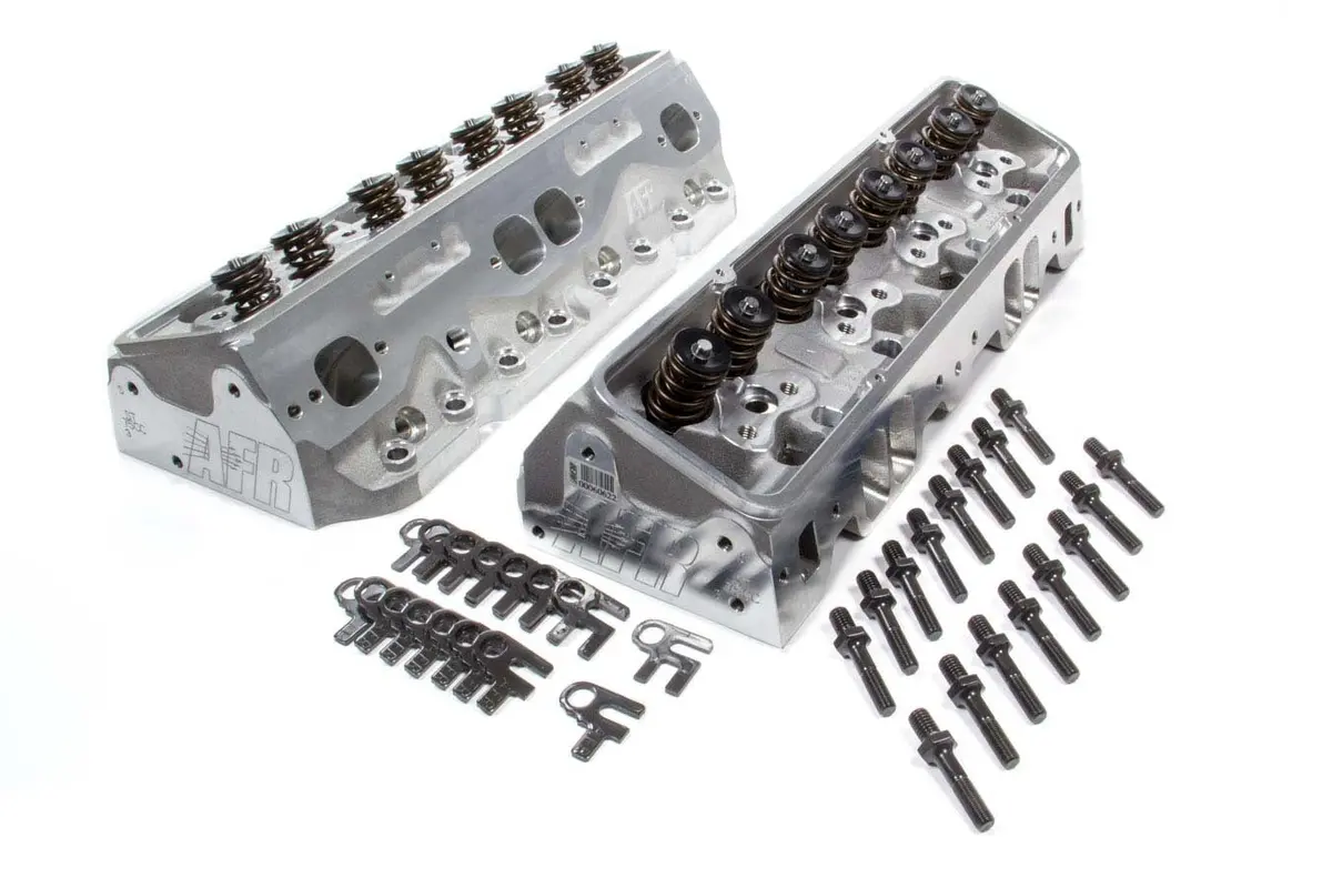 Sbc 180Cc Street Heads 75Cc S/P W/ Heat Riser 1