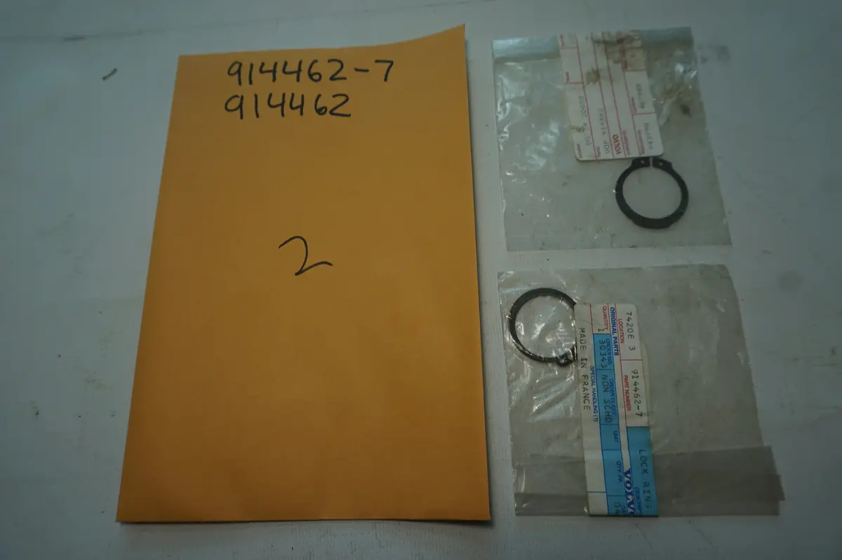 Volvo 914462 Snap Ring 1