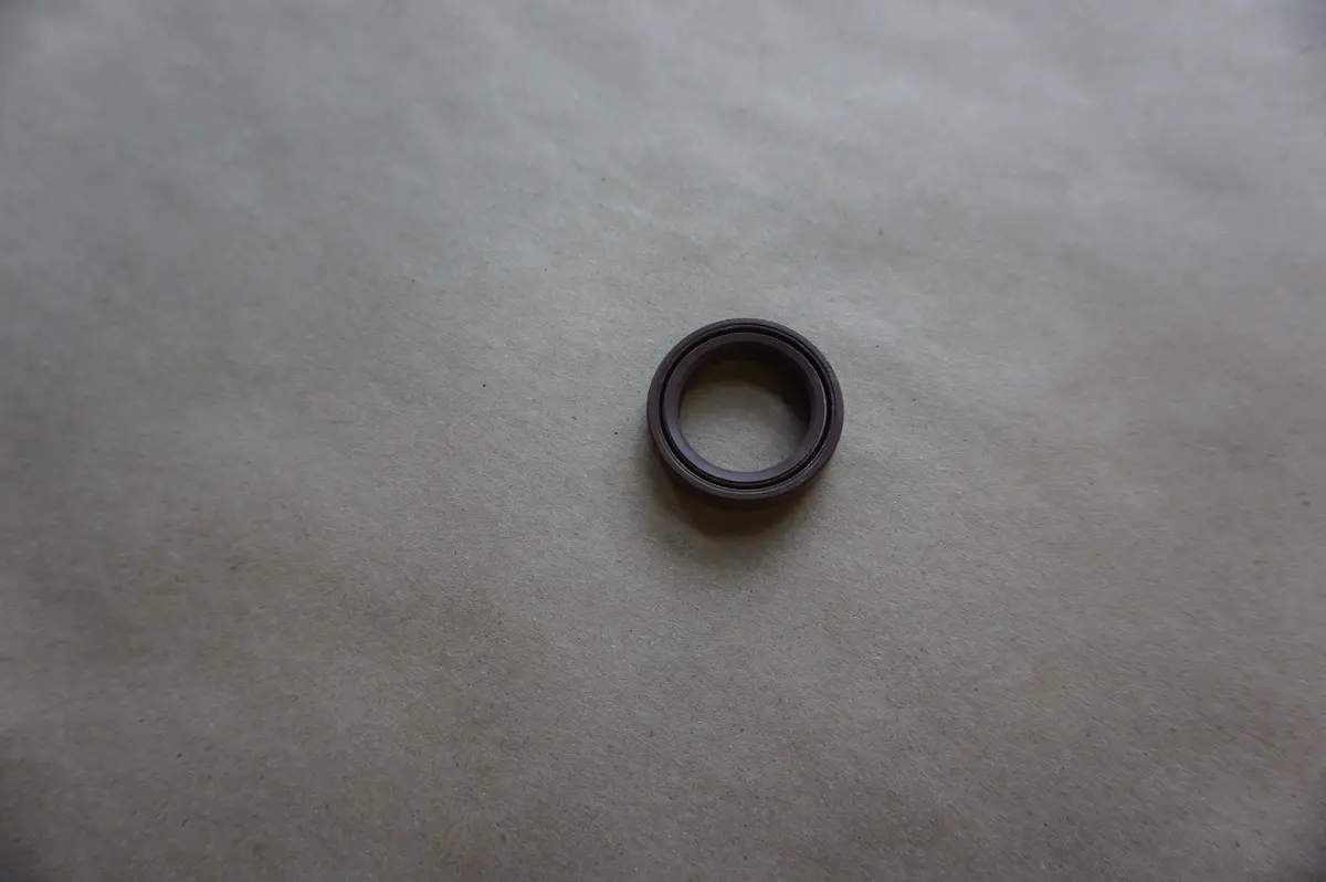 Volvo 958838 Oil Seal  18-2043 1