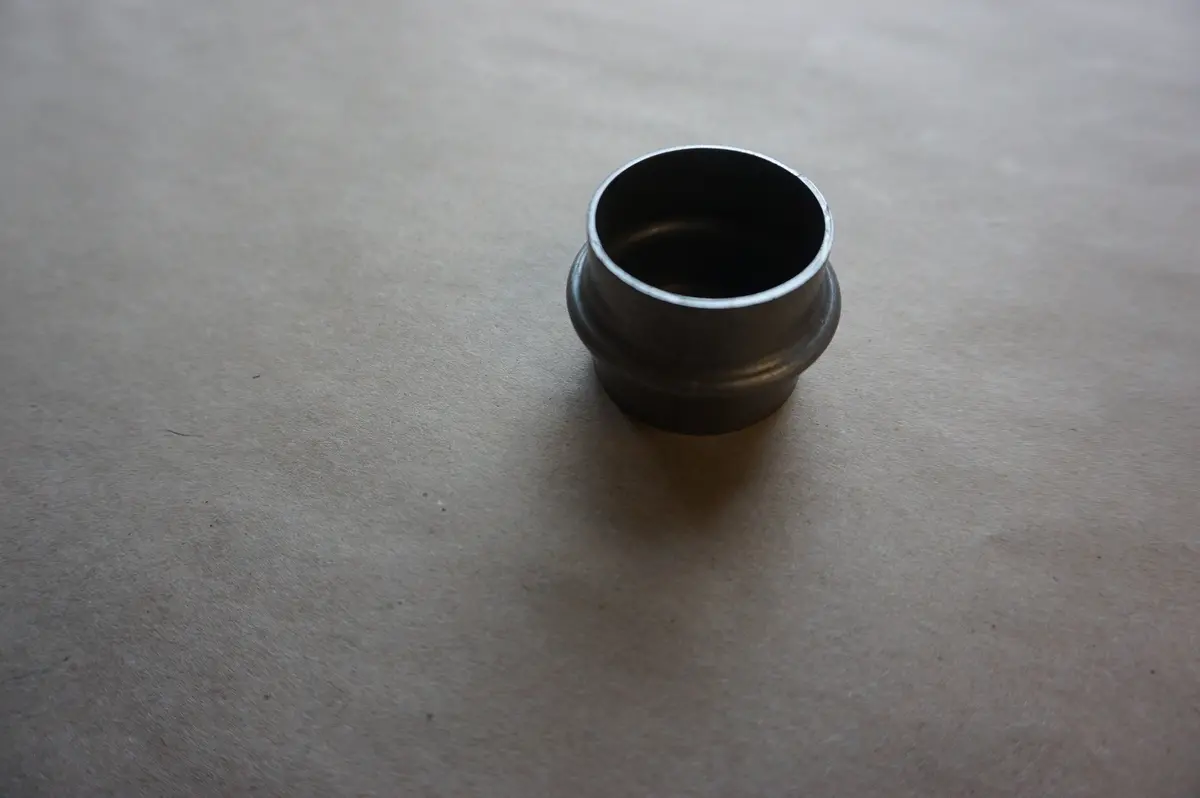 Volvo 3852304 Sleeve 1