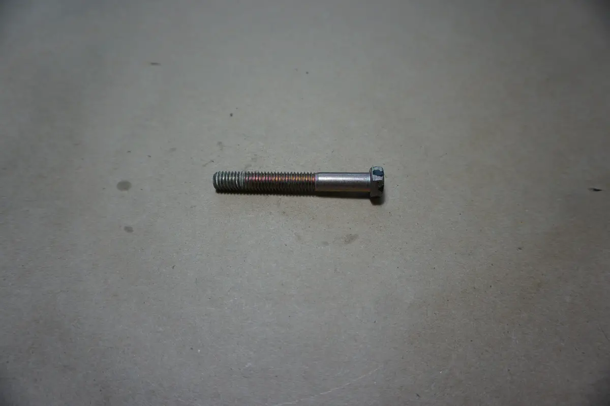 Mercury Marine Quicksilver 10-12552 Bolt (Used Item Please Read Details Below) 1