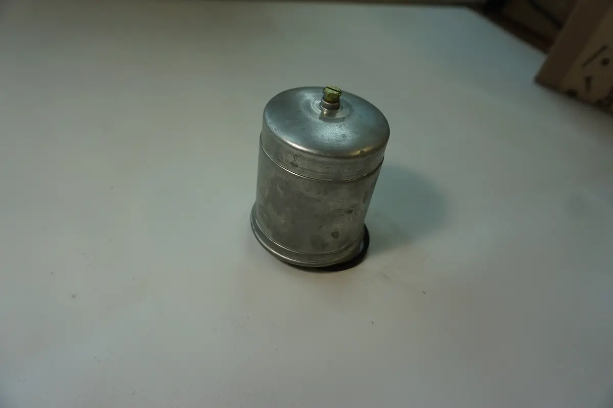 Bosch 1457434099 Oil Filter 1