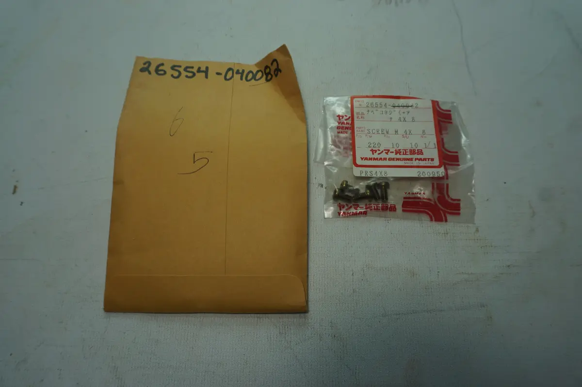 Yanmar 26554-040082 Screw 1