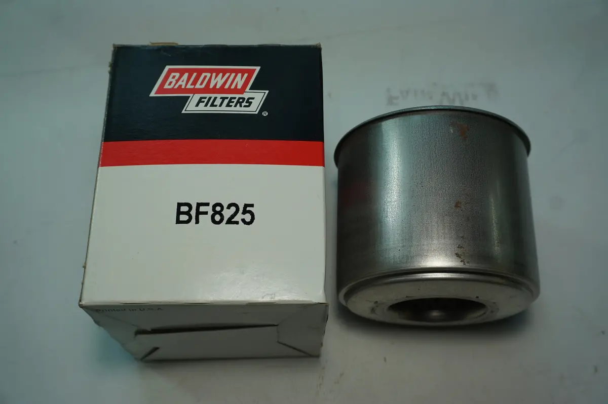Baldwin Bf825 Oil Filter 1