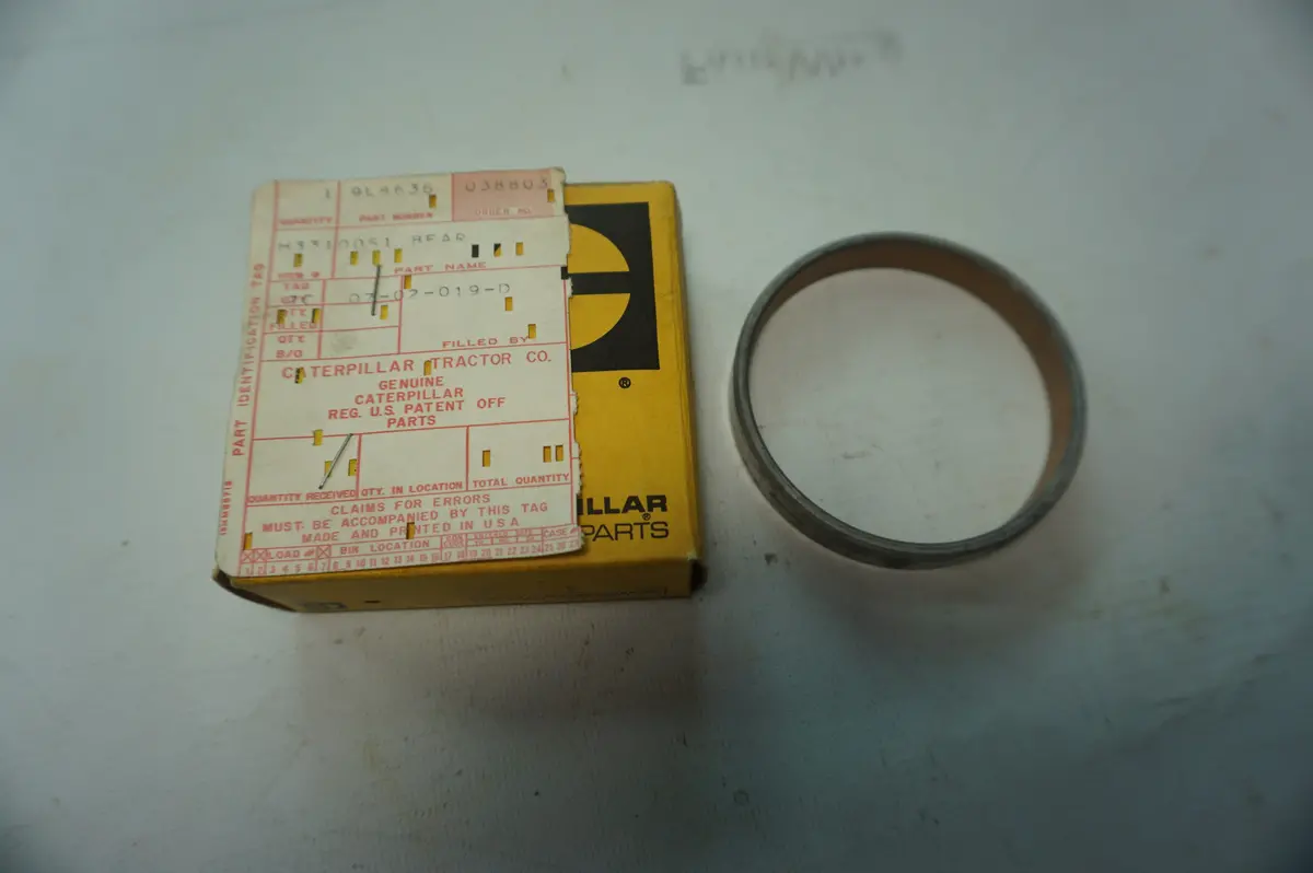 Caterlpillar 9L8636 Bearing Sleeve 1