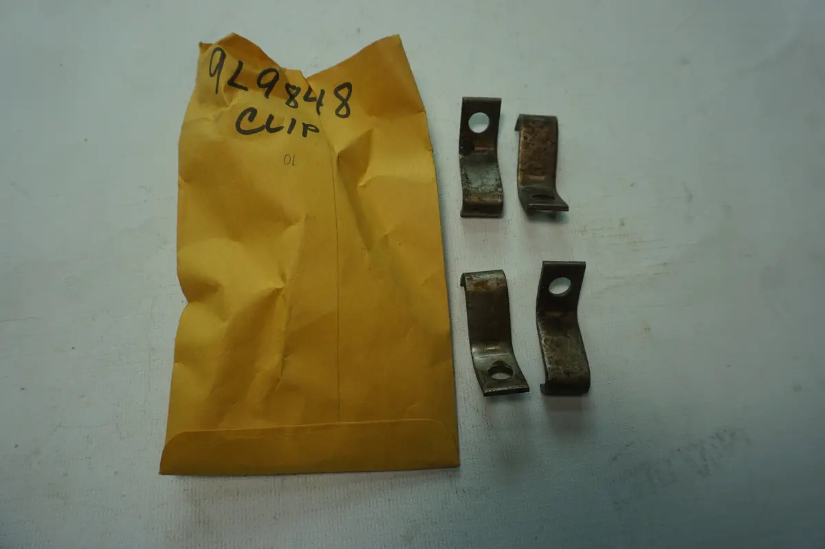 Caterlpillar 9L9848 Clip 1