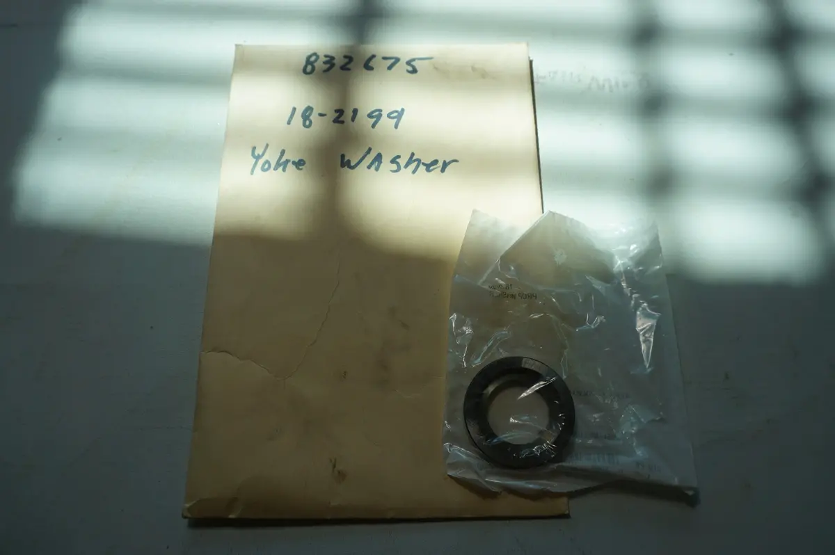 Volvo 832675 Yoke Washer 18-2199 1