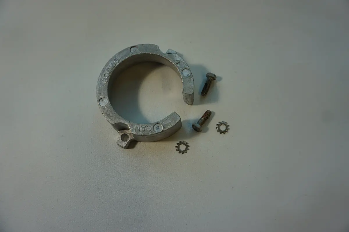 Mercury Marine Quicksilver 806188A Bearing Carrier 1