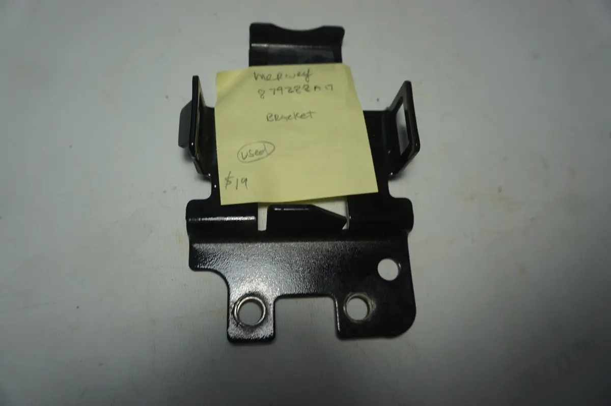 Mercury Marine Quicksilver 879288A17 Bracket 1