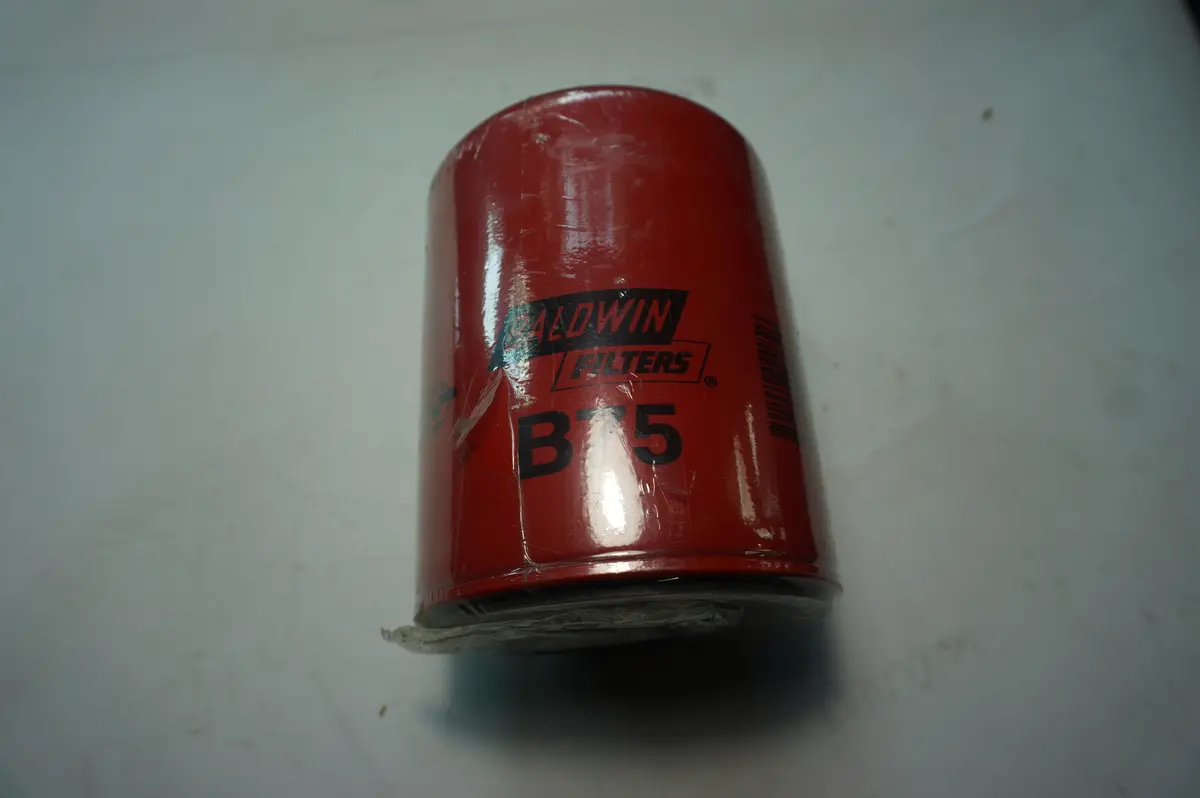Baldwin B75 Oil Filter 1
