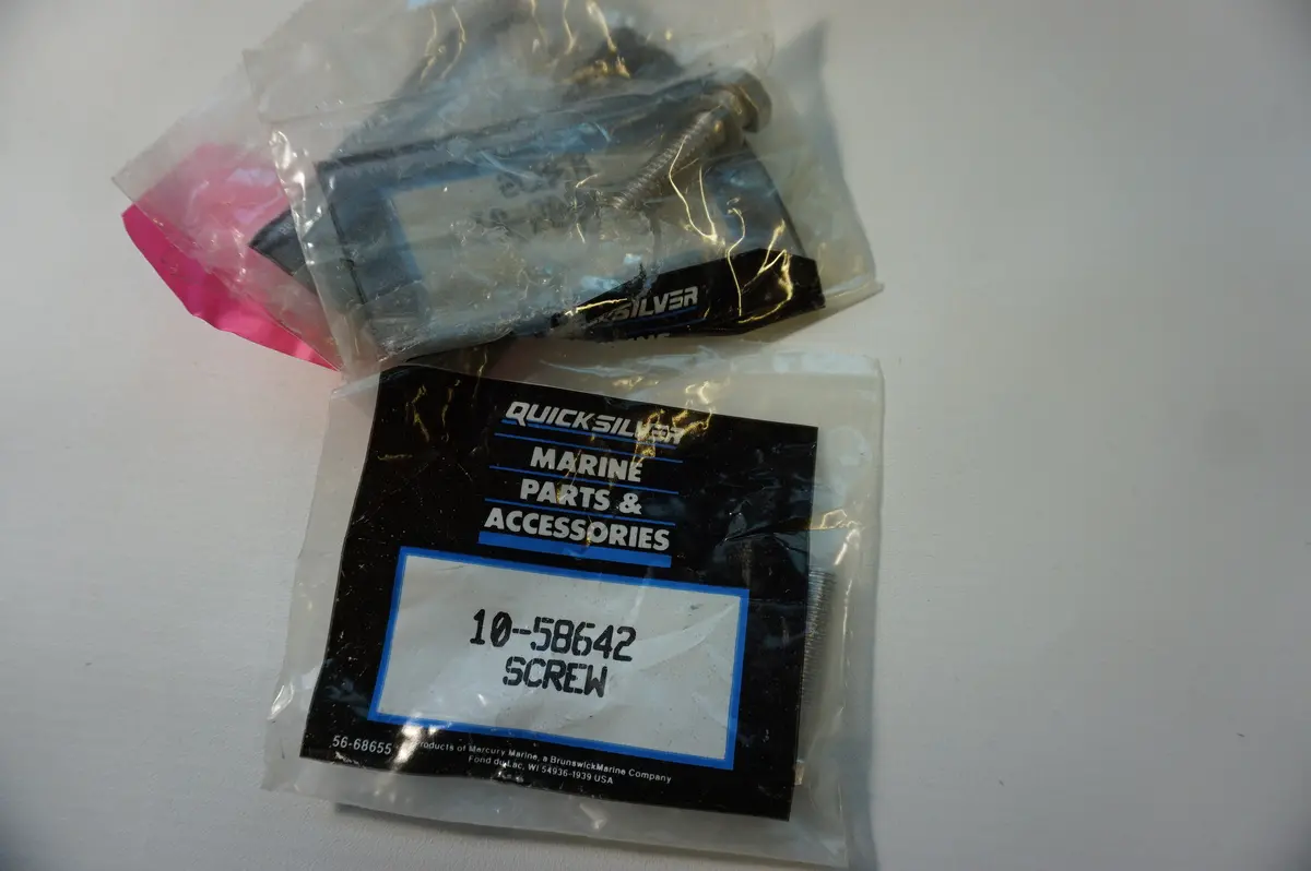 Mercury Marine Quicksilver 10-58642 Screw 1