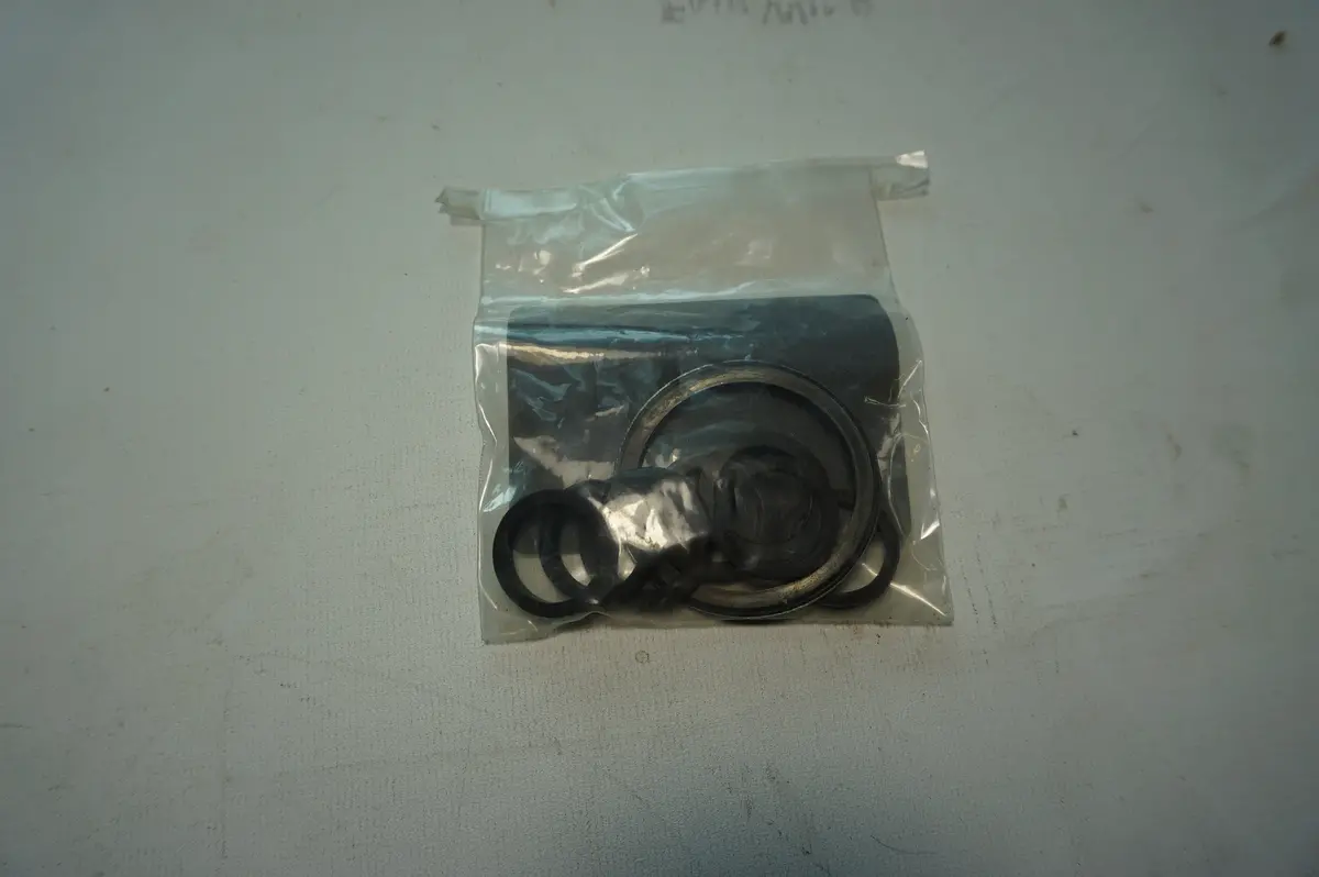Sierra 18-3889 Gasket Set 1