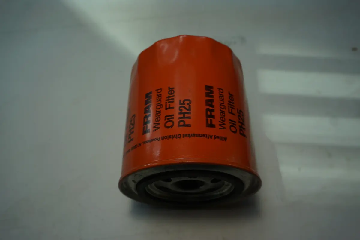 Fram Ph25 Oil Filter 1
