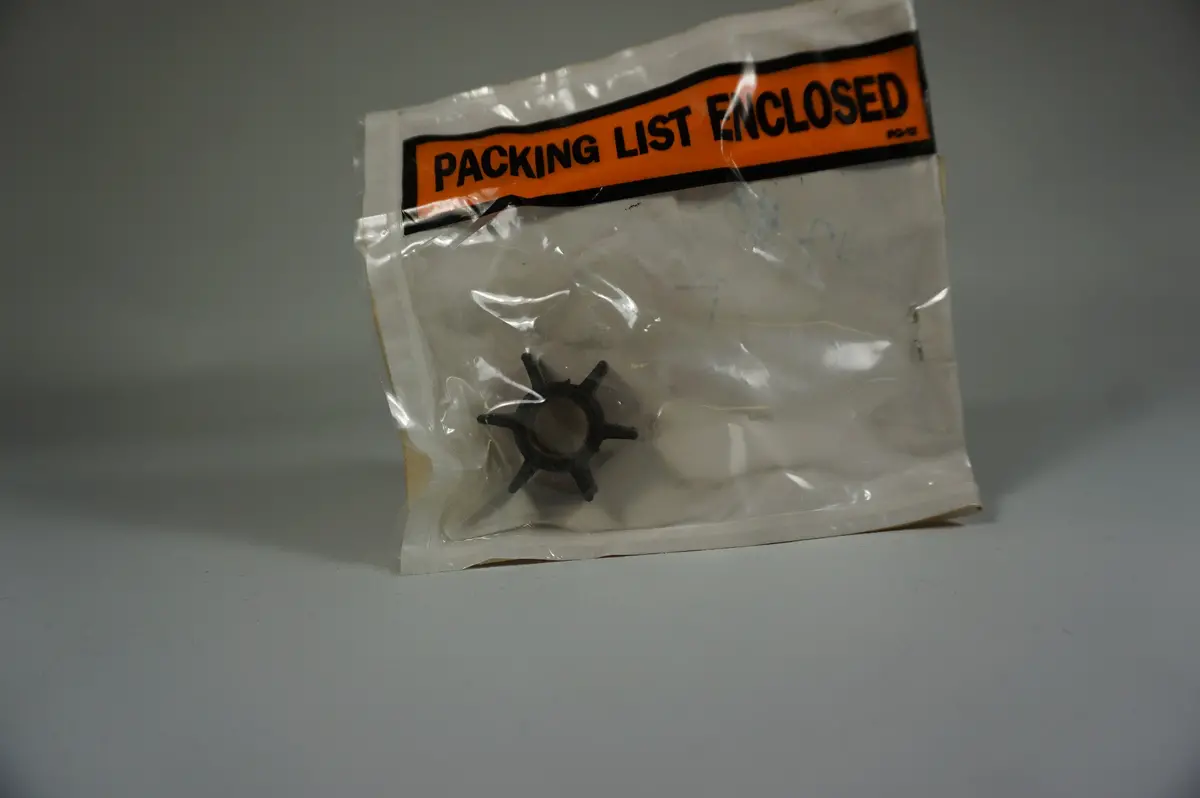 Mercury Marine Quicksilver 47-89981 Impeller 18-3039 89810 1