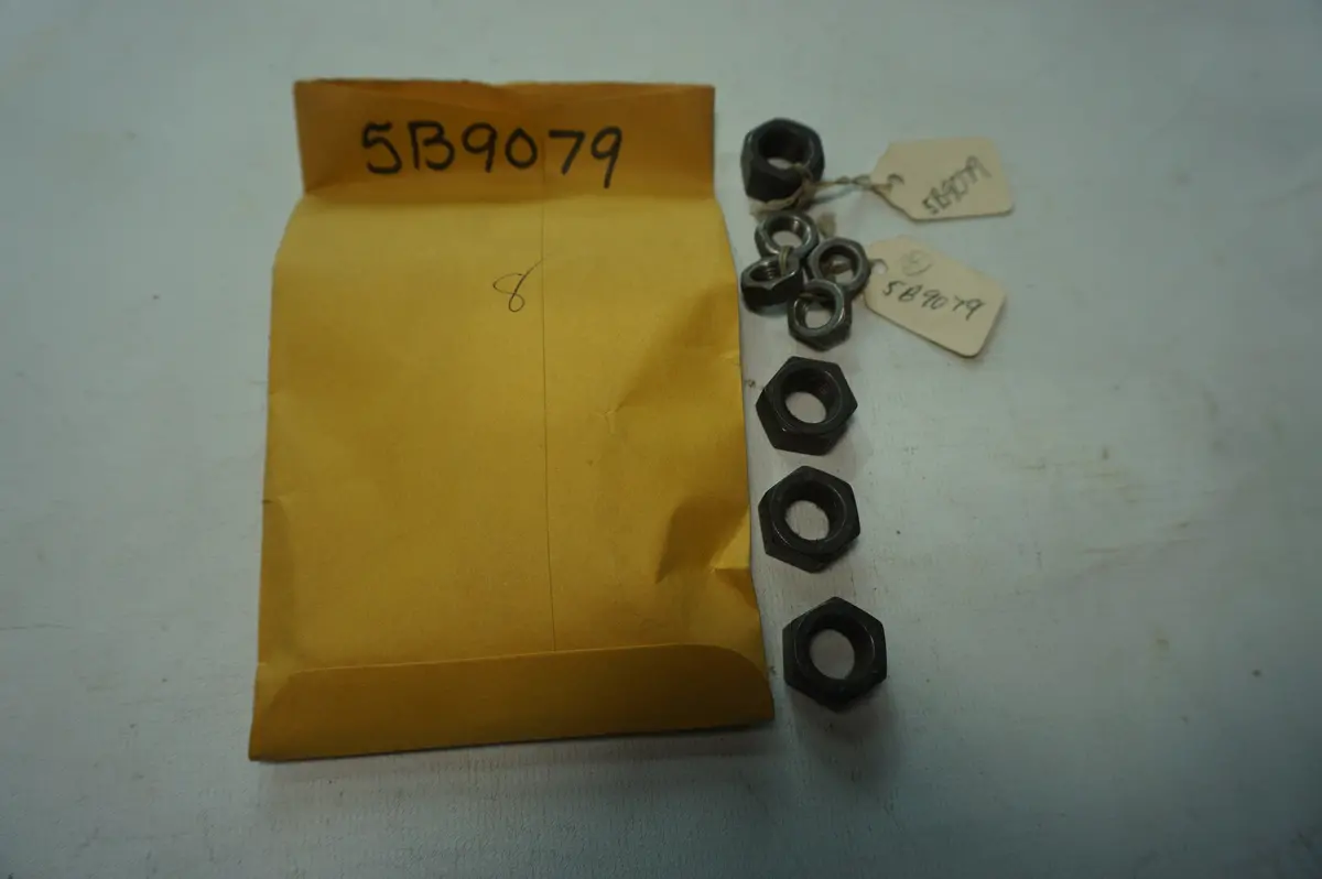 Caterlpillar 5B9079 Nut Jam 1