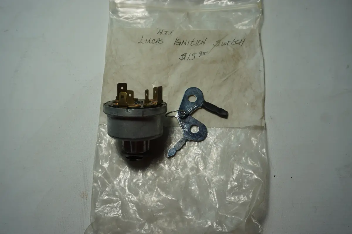 Lucas Ignition Switch - 3567B 1