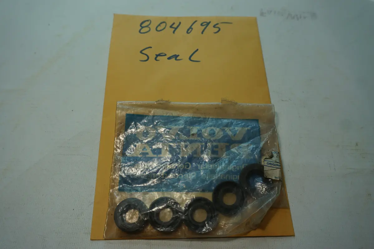 Volvo 804695 Rub Seal 18-2039 1
