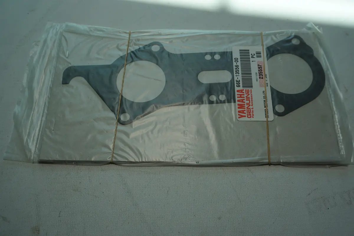 Yamaha 66E-13556-00 Gasket 1
