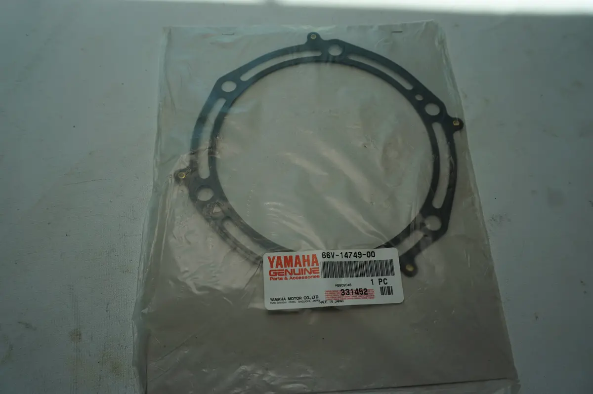Yamaha 66V-14749-00 Gasket 1
