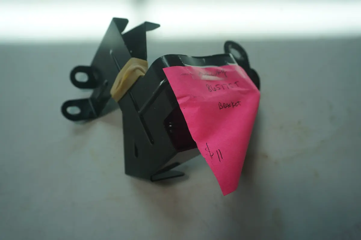 Mercury Marine Quicksilver 865175T Bracket (New Take Off Part Please Read Details Below) 1