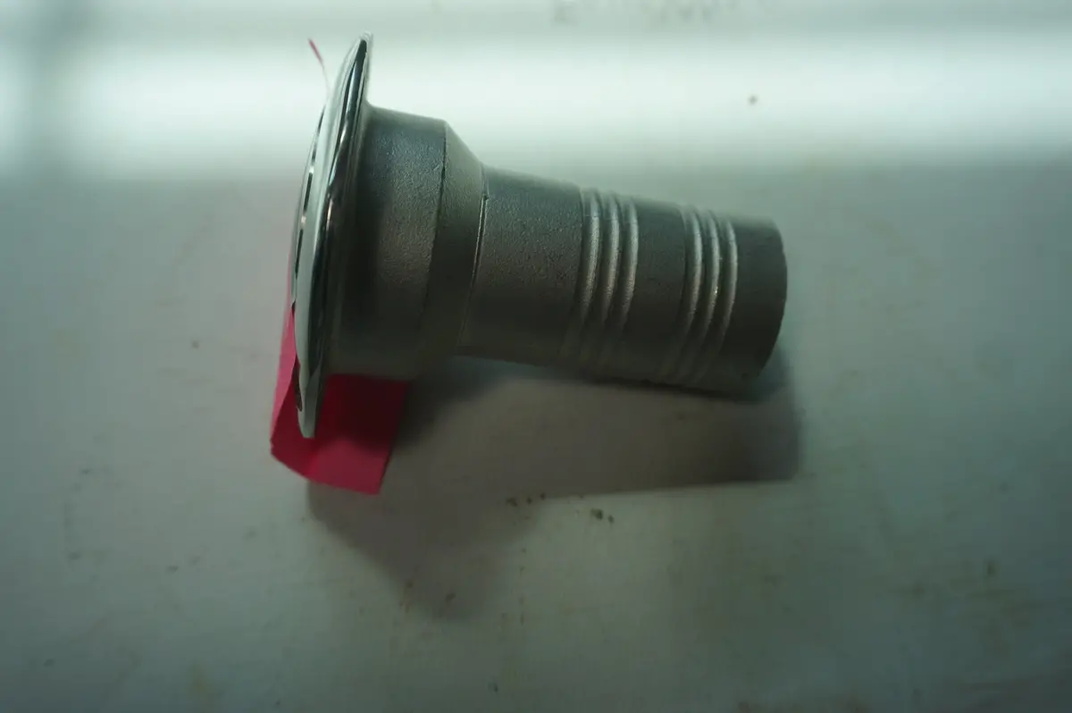 Attwood Undefined Deck Fitting 1