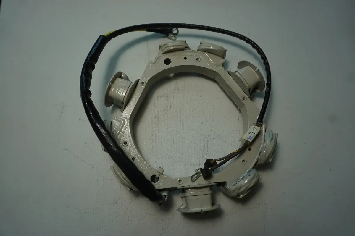 Evinrude Johnson Outboard Stator -  581235 1