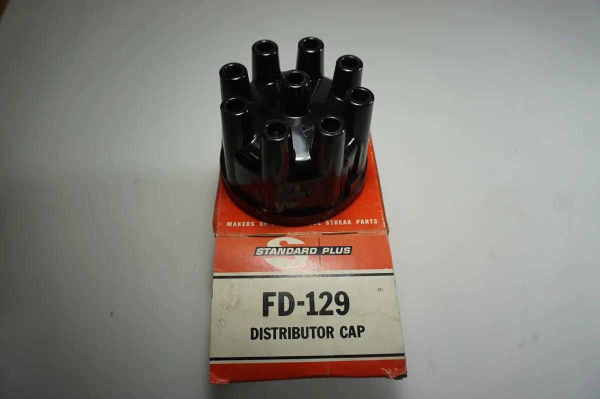 Standard Fd-Fd129 Distributor Cap 1