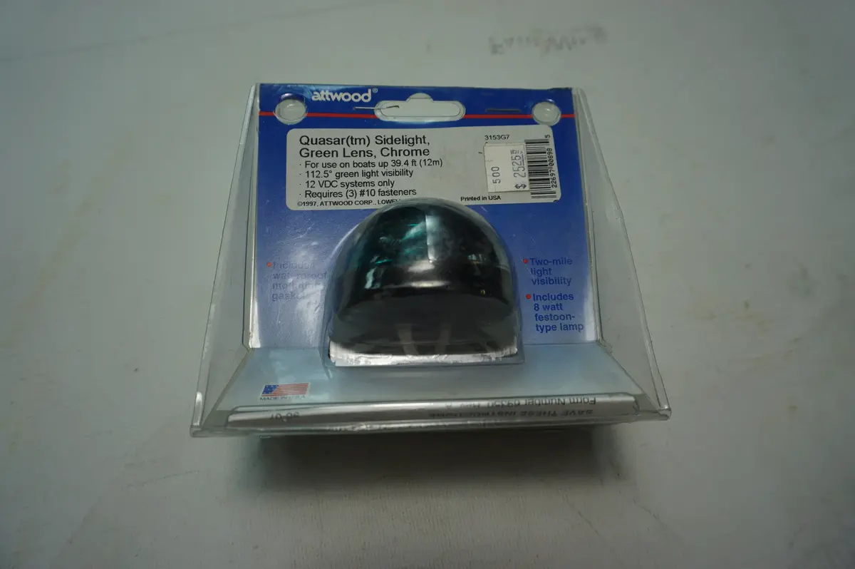 Attwood 3153G7 Sidelights 1