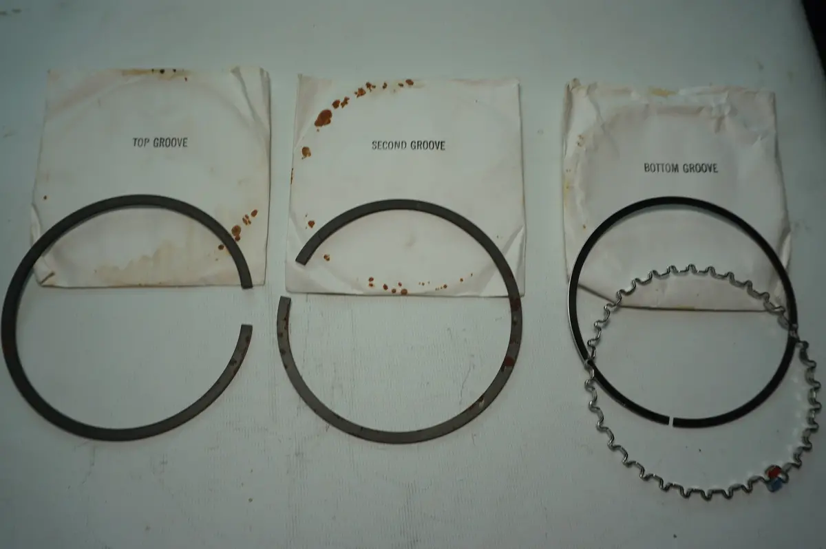 Quicksilver - Piston Ring - 39-75423 1