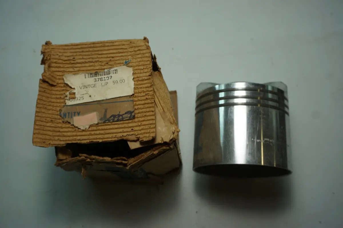 Omc - Vintage L/P - Piston - 378107 1
