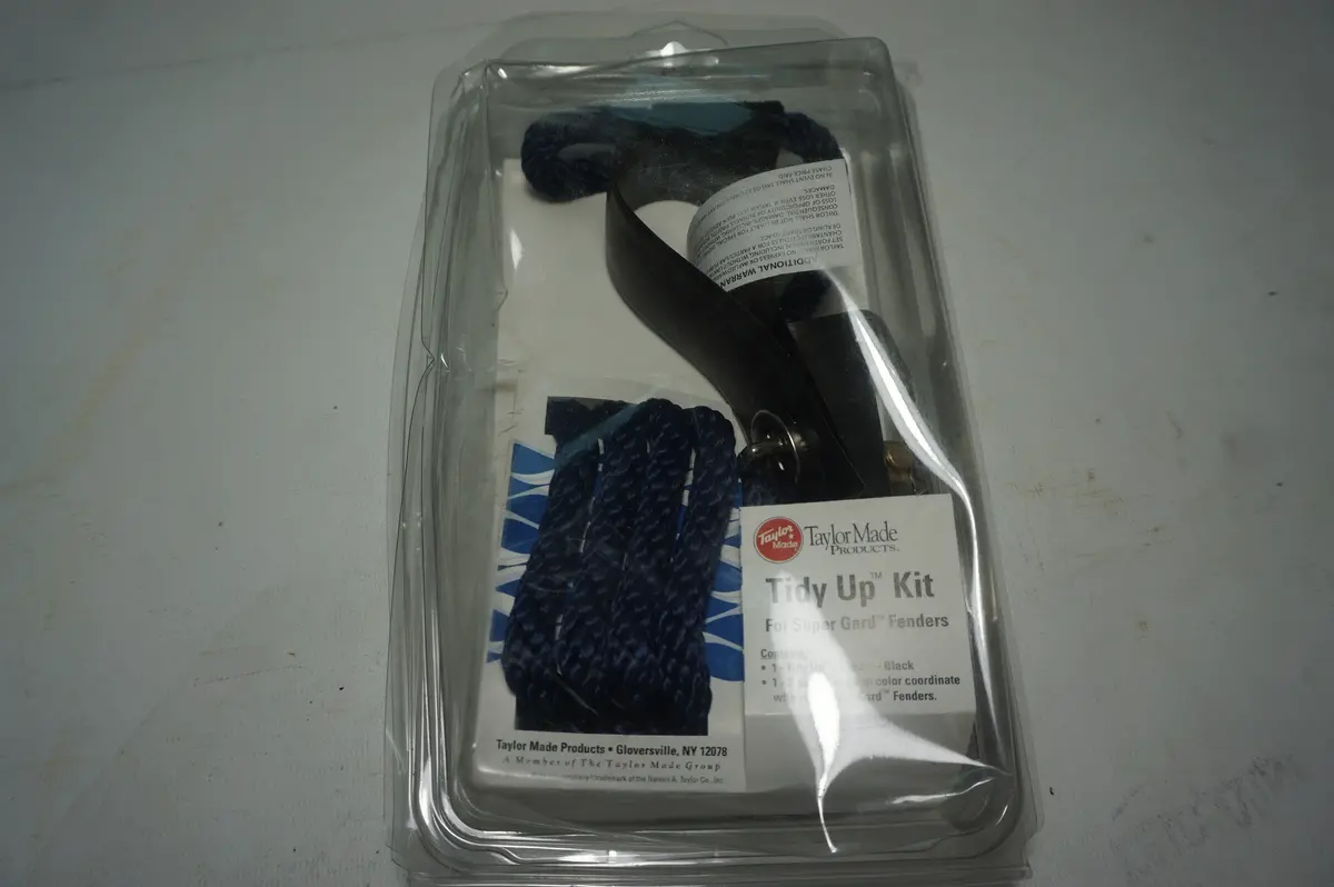 Taylor Made 1137 Tidy-Up Kit 1