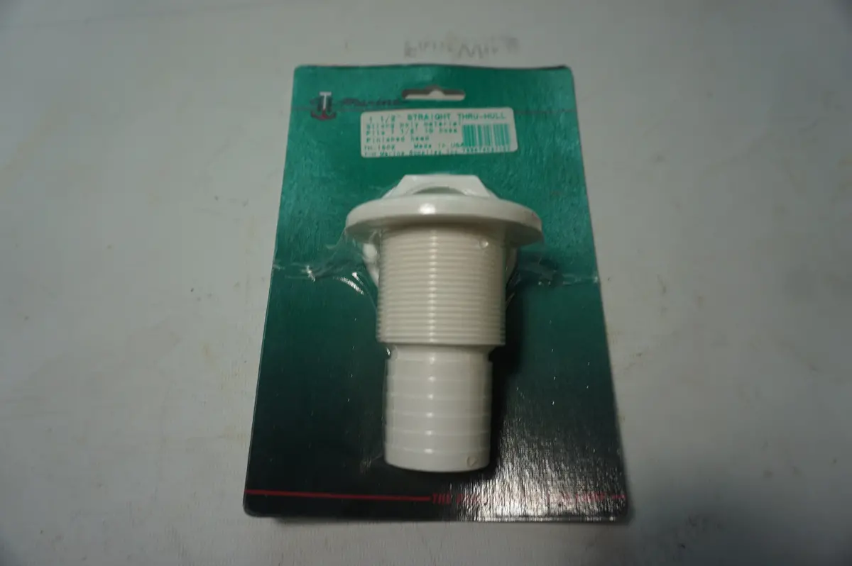 Th Marine Th-1052 1 1/2 Fitting 1