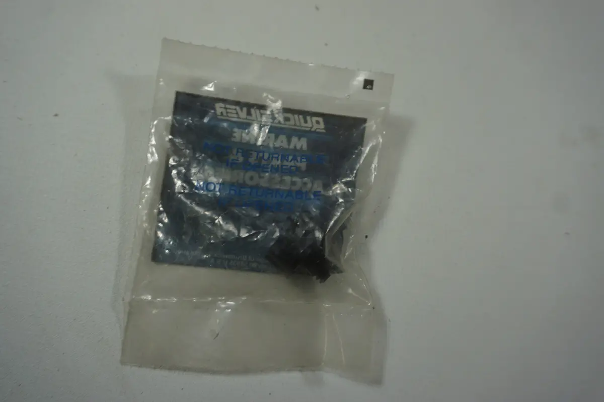 Mercury, Mercruiser, Quicksilver Oem 19-811613 Oil Plug 1