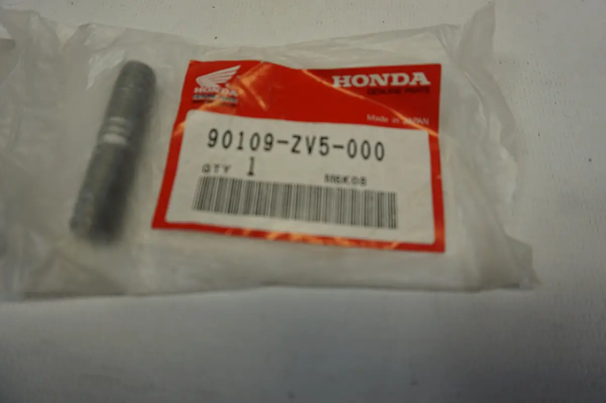 Honda 90109-Zv5-000 Bolt Stud (10X28) 3705779 1