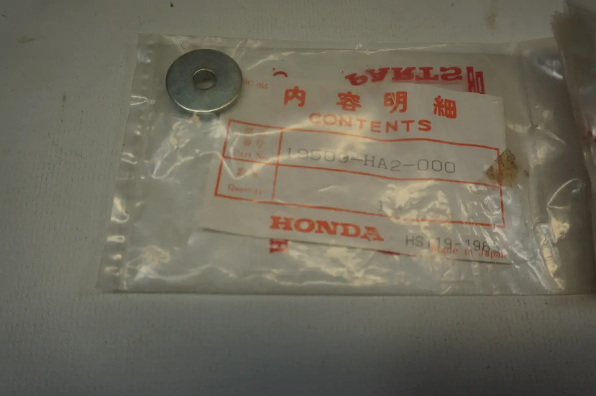 Honda 19509-Ha2-000 Collar (6X22) 1