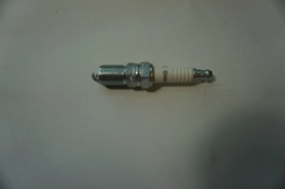 Champion Rs12yc Spark Plug 401 1