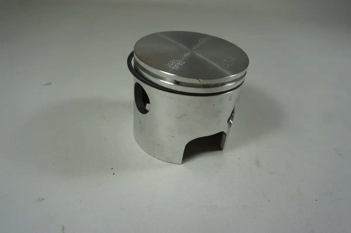 Mercury, Mercruiser, Quicksilver Oem 765-7442A32 Piston Kit 765-7442T32 1