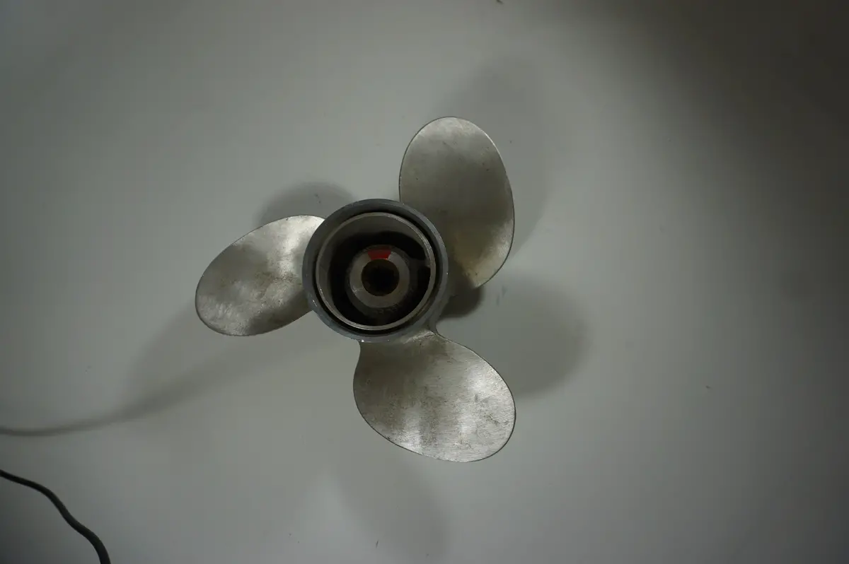 Tohatsu 348-64 Propeller 1