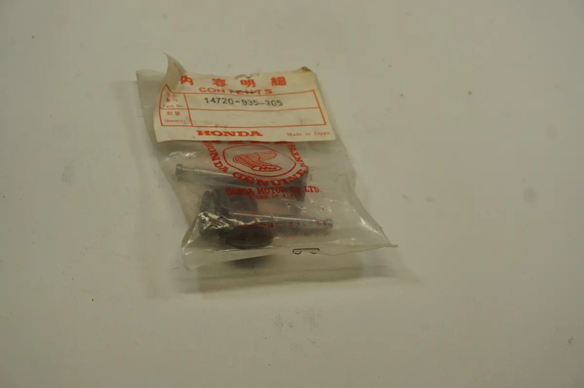 Honda 14720-935-305 Ex Valve  Set 1