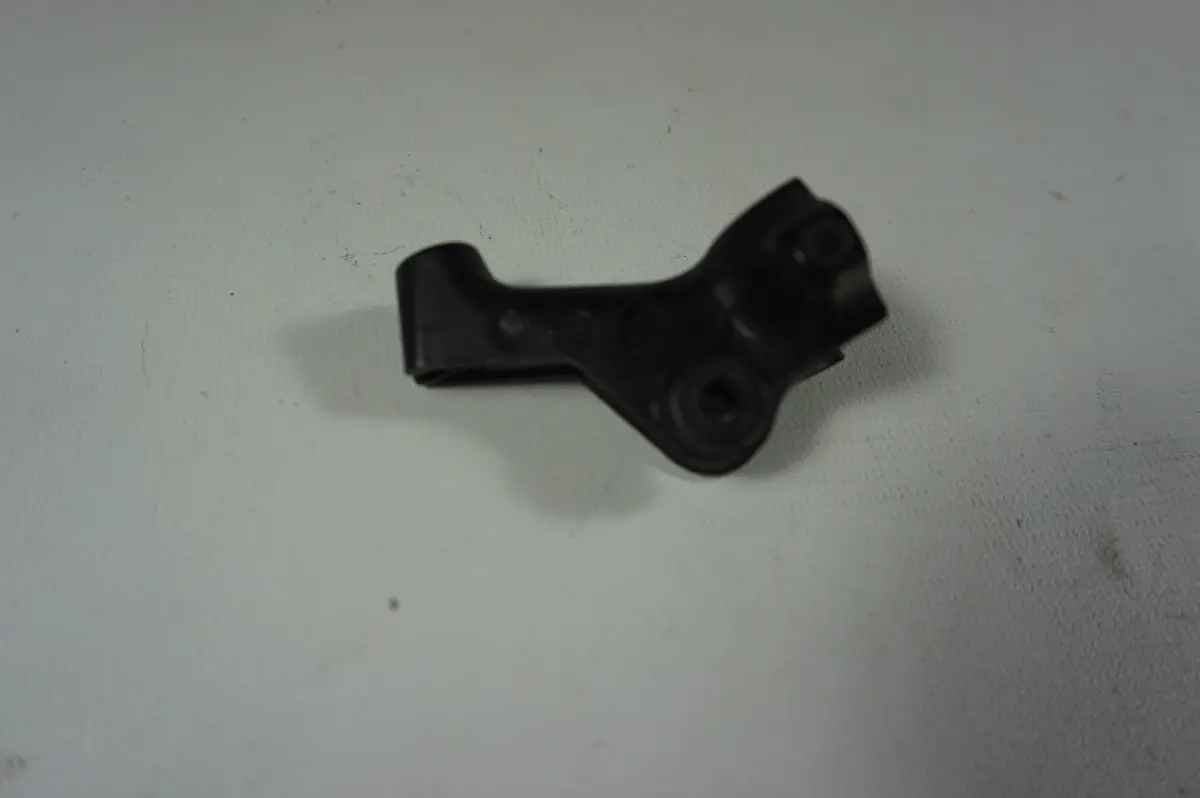 Honda 53171-Ha6-680 Bracket 1