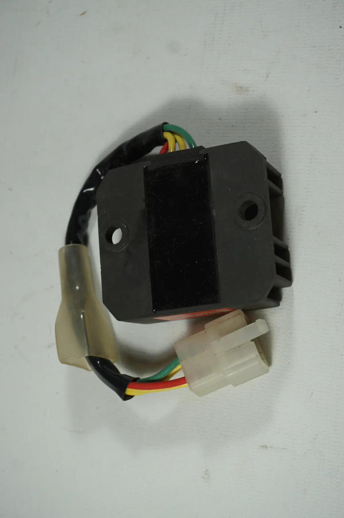 Honda 31600-958-682 Regulator 1