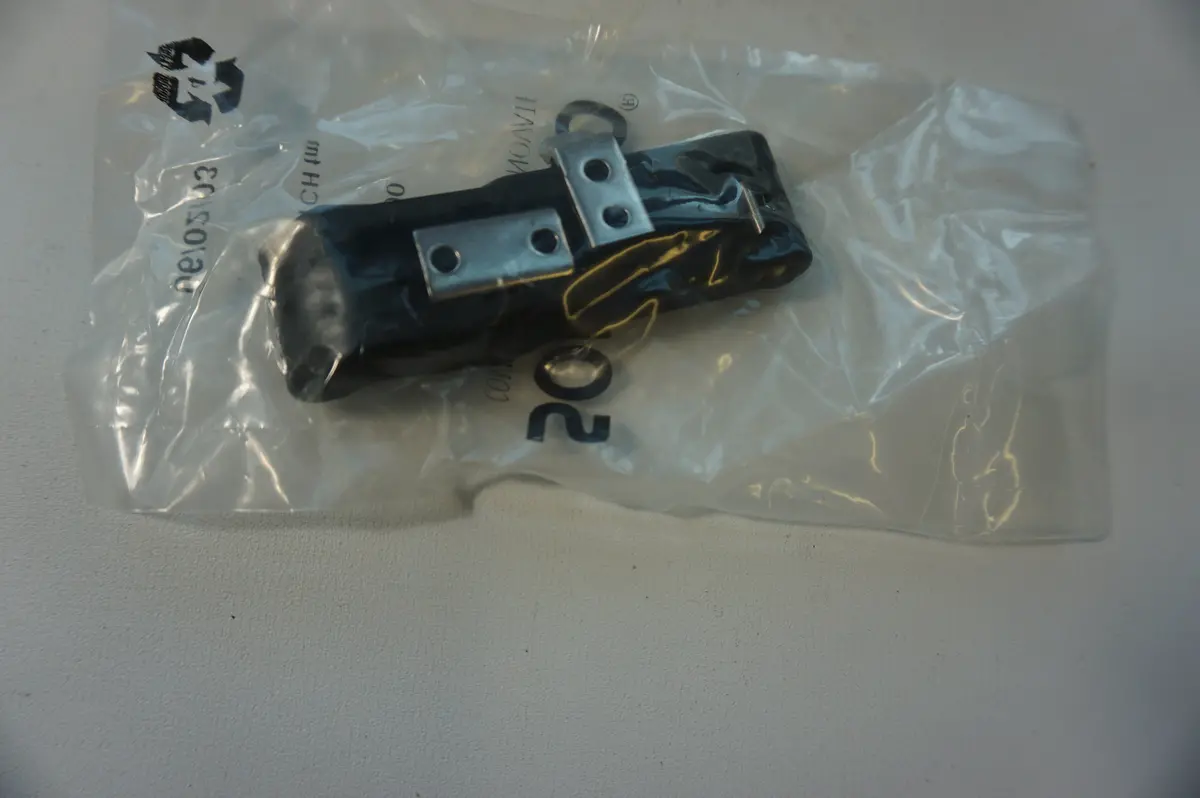 Southco C7-10 Soft Latch 064-3079 645168 1
