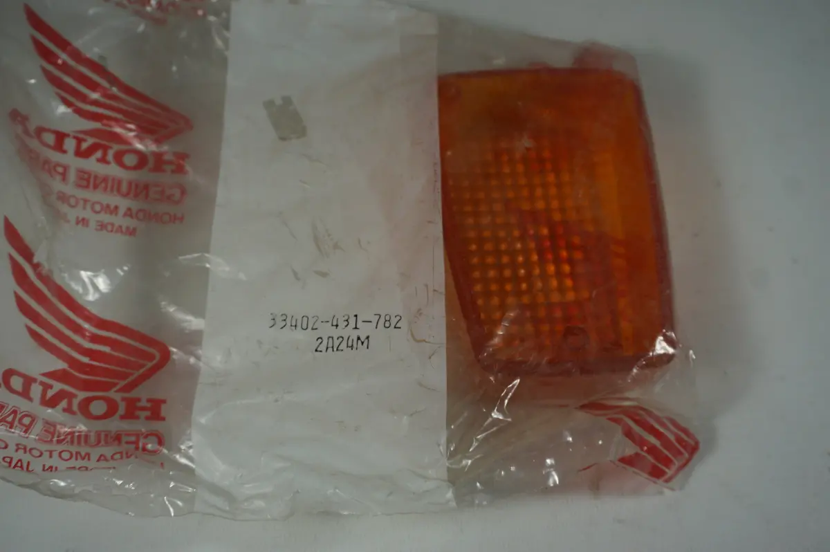 Honda 33402-431-782 Lens Cover 1
