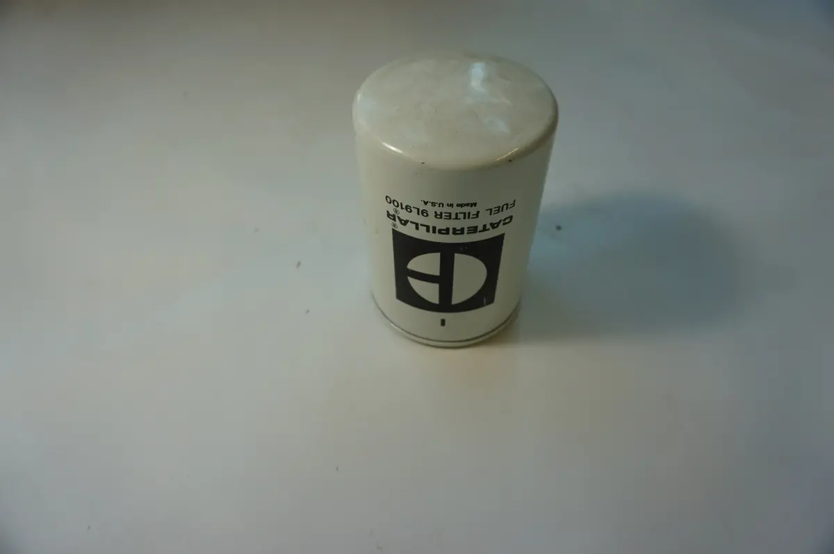 Caterpillar 9L9100 Fuel Filter 33351 1