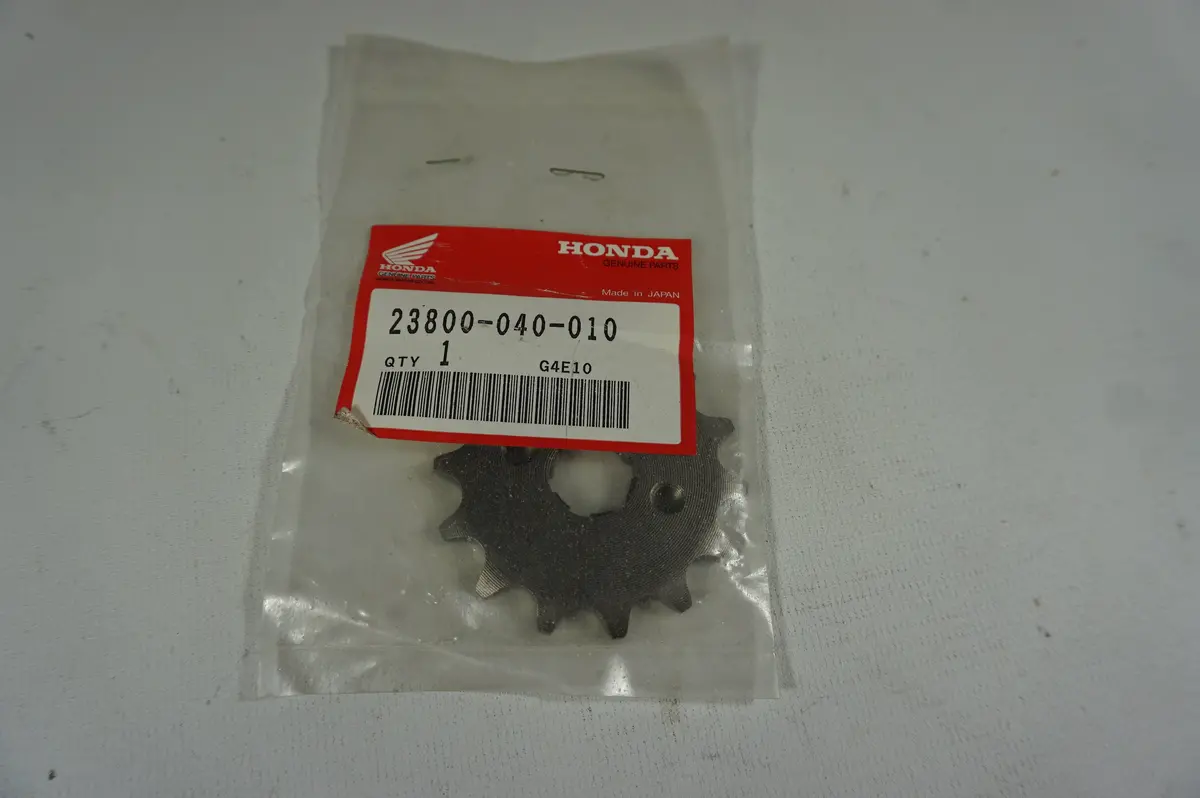 Honda 23800-040-010 Sprocket 1
