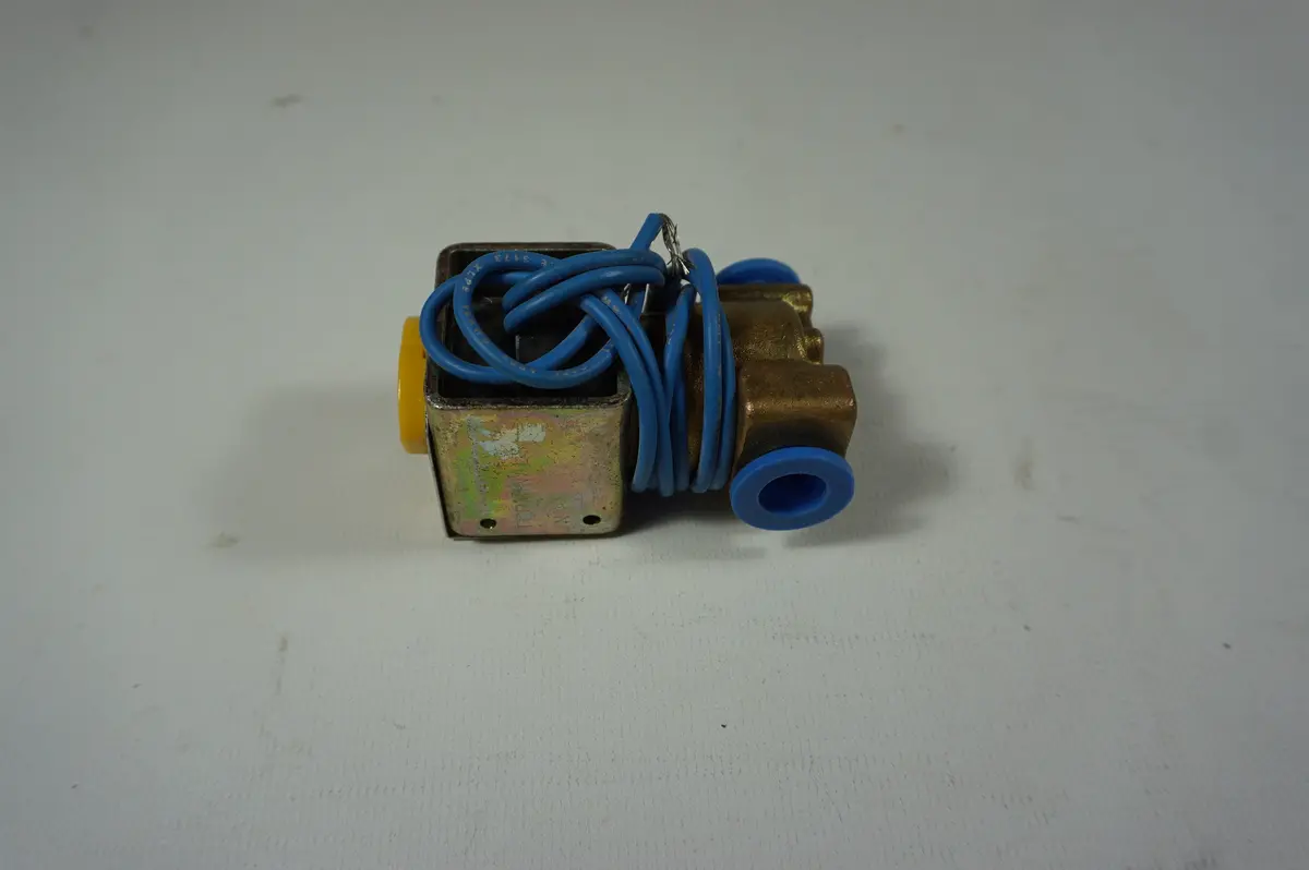 Parkerhannifin 04F20c2118a Gold Ring Valve 1