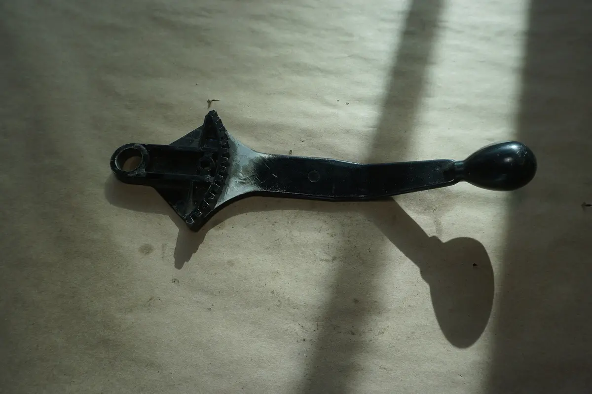 Mercury Marine Quicksilver 23870 Handle (Used Item Please Read Details Below) 1