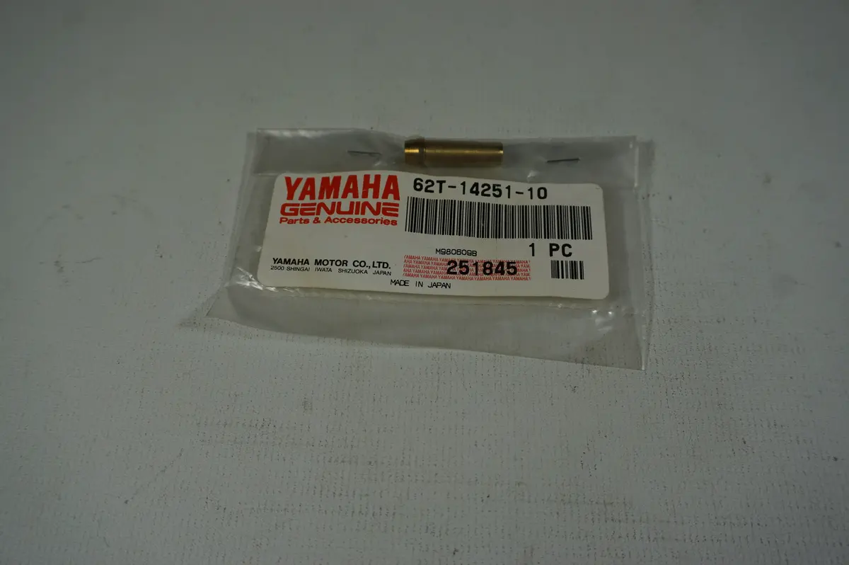 Yamaha 62T-14251-10 Nipple 1