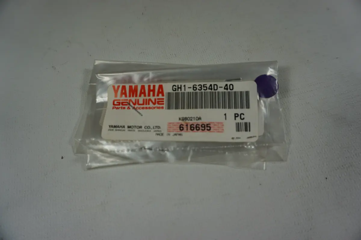 Yamaha Gh1-6354D-40 Head Cap 1