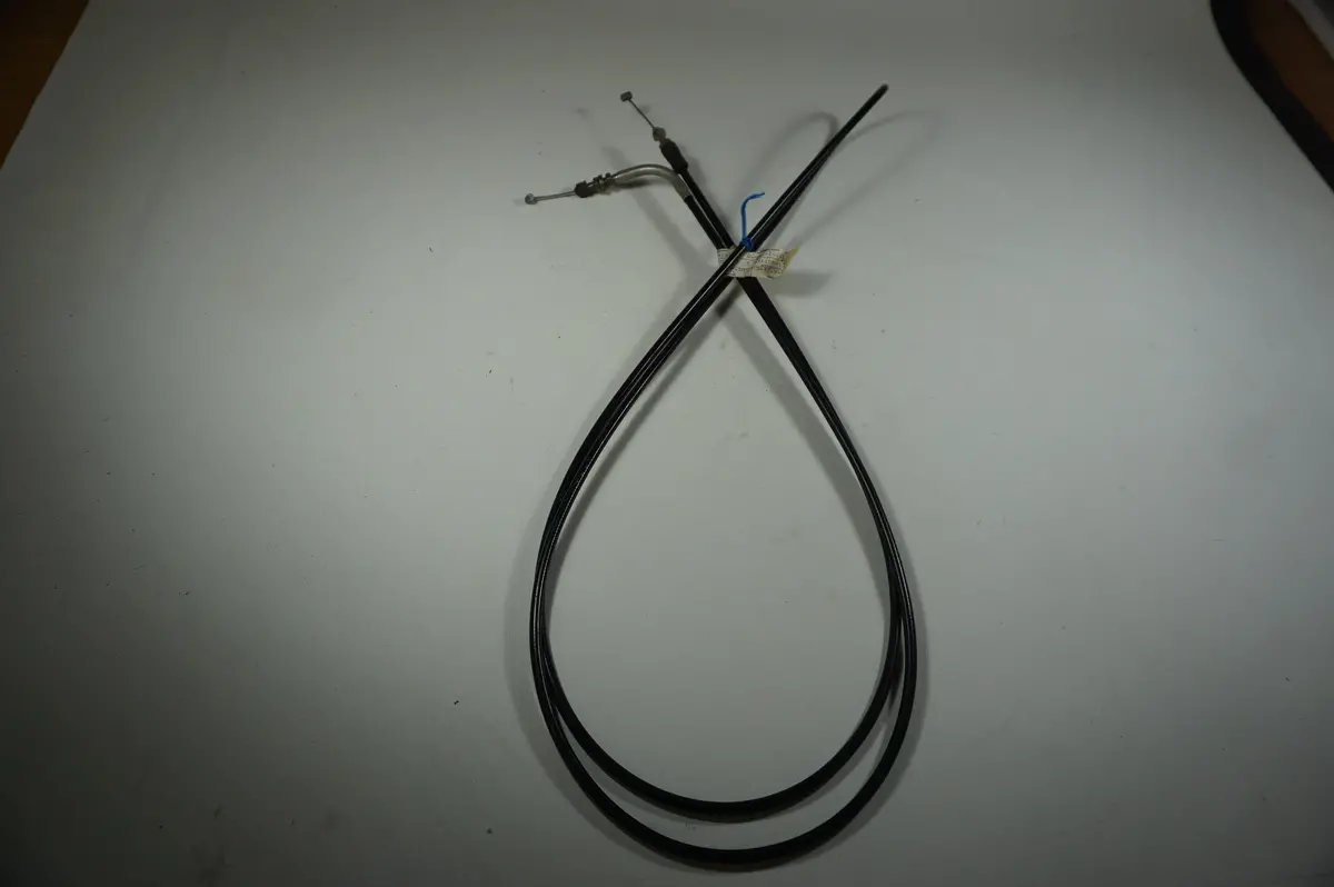 Yamaha Eu0-U7252-01 Throttle Cable 1